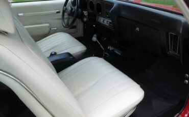 Pontiac-Gto-1972-Cardinal-Red-Code-75-White-Interior-Completely-OverhauledLeather-Seats-7