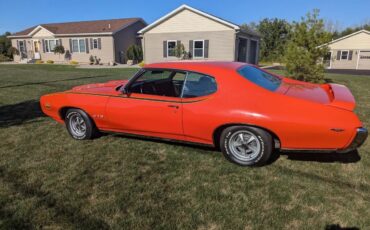 Pontiac-Gto-judge-1969-Carousel-Red-Black-1