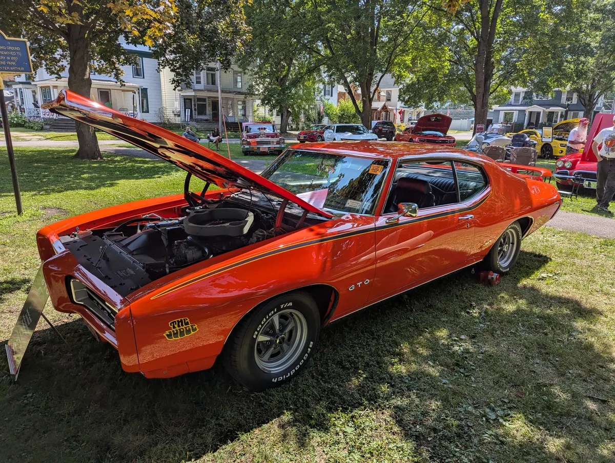 Pontiac-Gto-judge-1969-Carousel-Red-Black-18