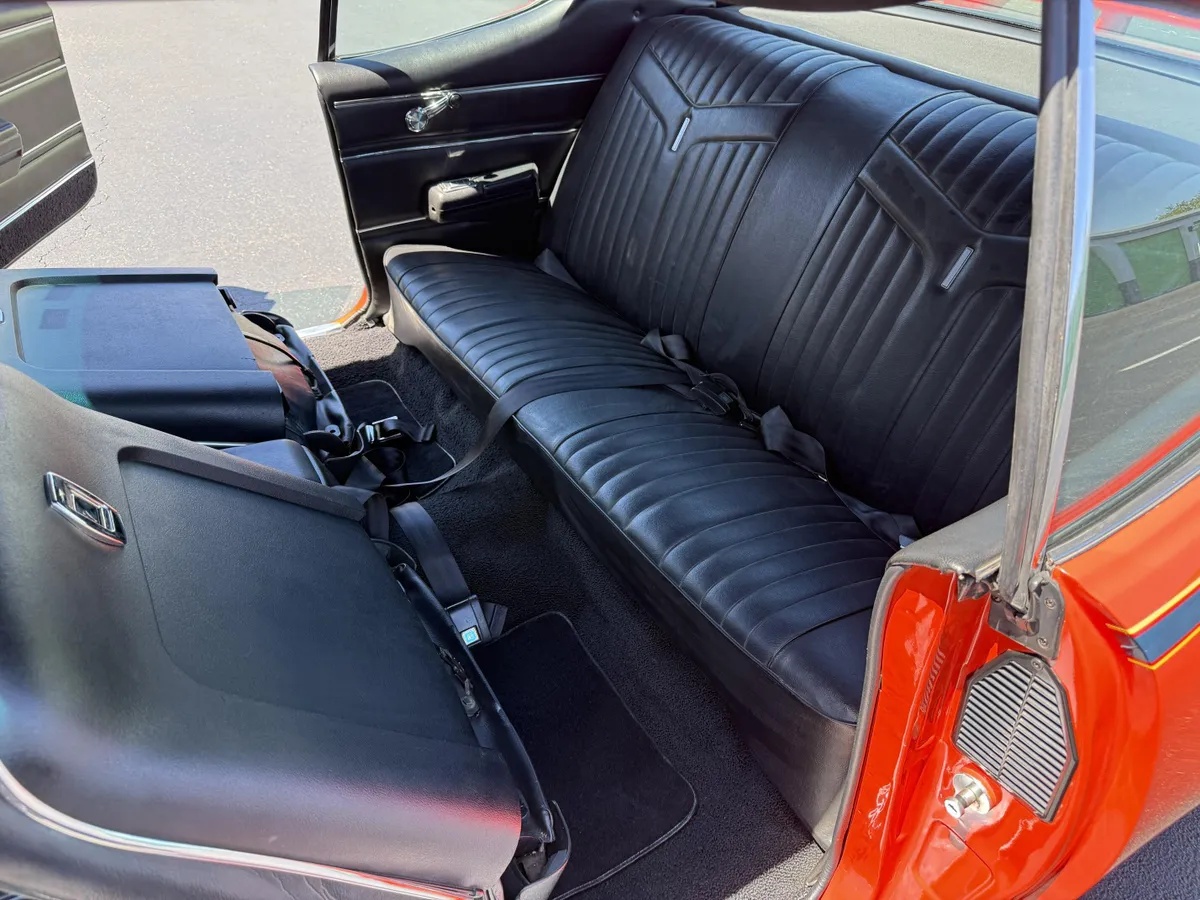 Pontiac-Gto-judge-1969-Carousel-Red-Black-7