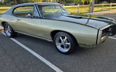 Pontiac-Le-Mans-1968-Coupe-2