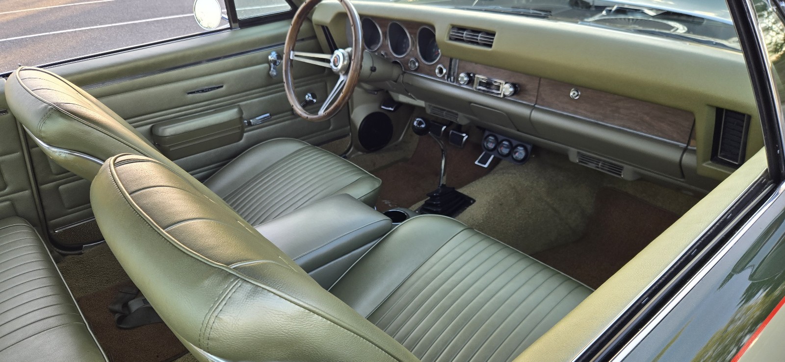 Pontiac-Le-Mans-1968-Coupe-21