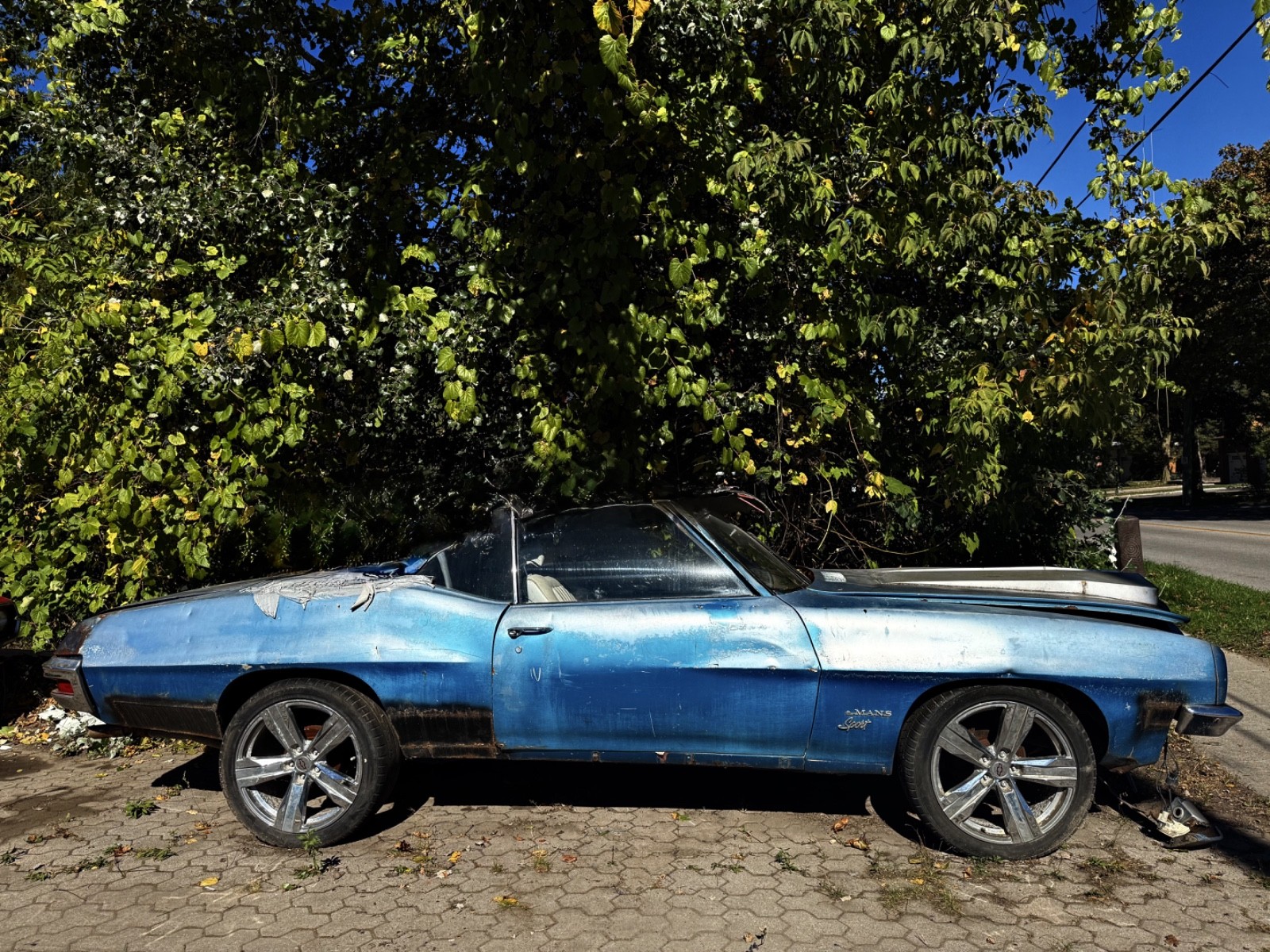 Pontiac-Le-Mans-1972