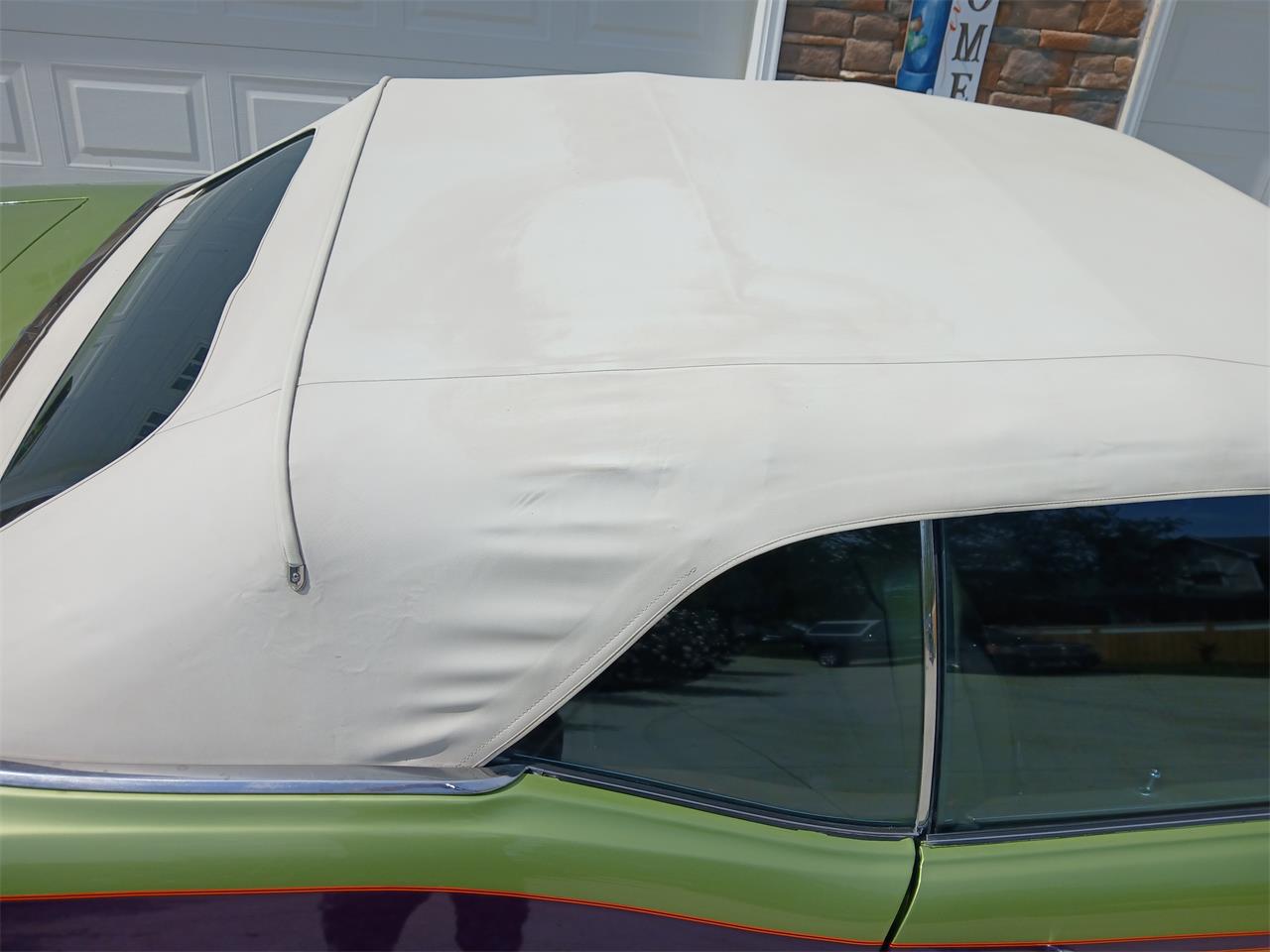 Pontiac-Lemans-1971-Greenpurple-stripes-Light-brown-14