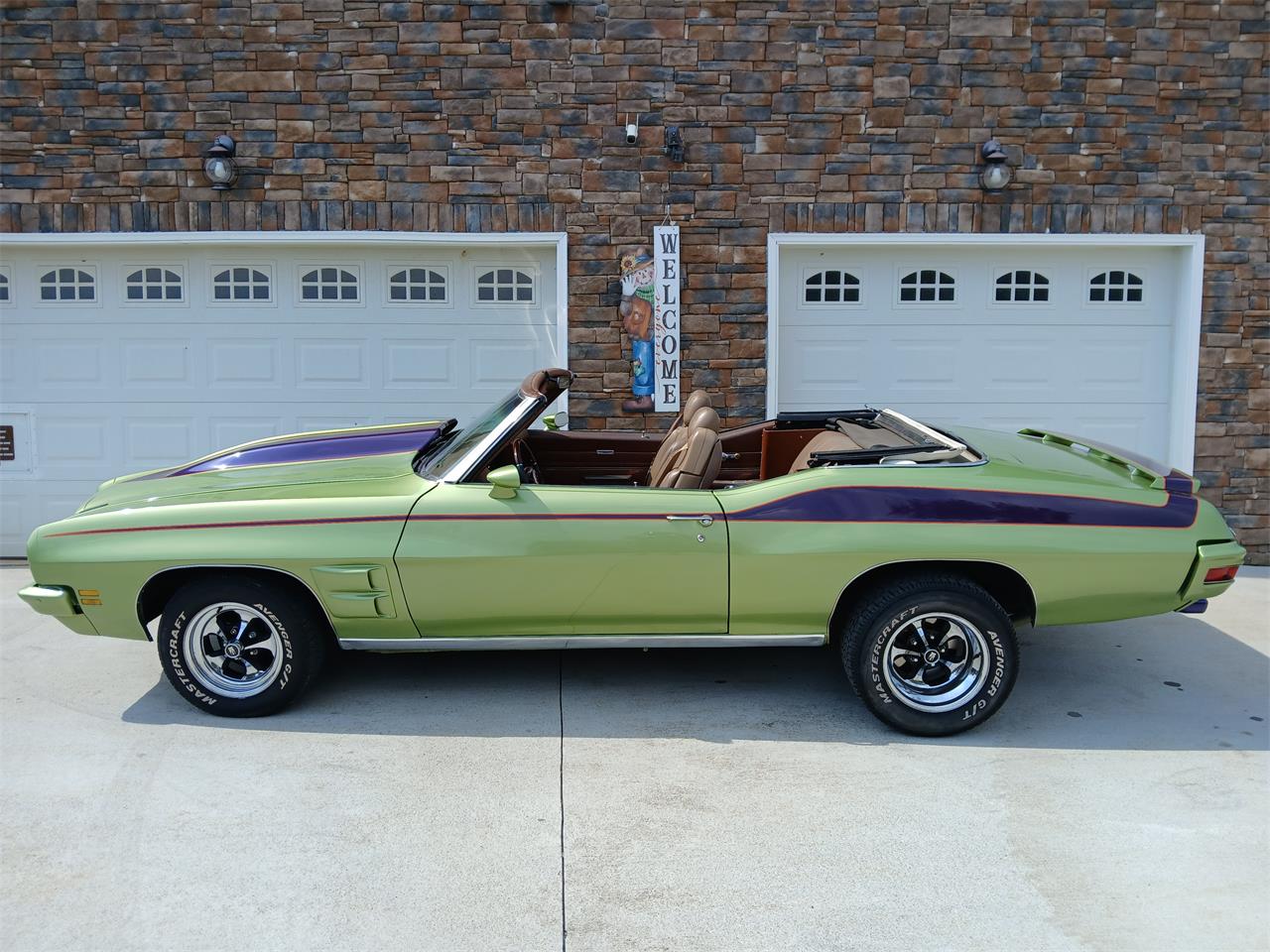 Pontiac-Lemans-1971-Greenpurple-stripes-Light-brown-8