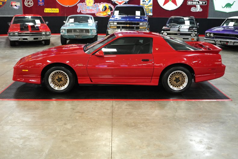 Pontiac-Other-1987-Red-Black-20