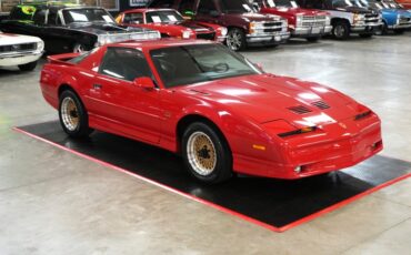 Pontiac-Other-1987-Red-Black-25