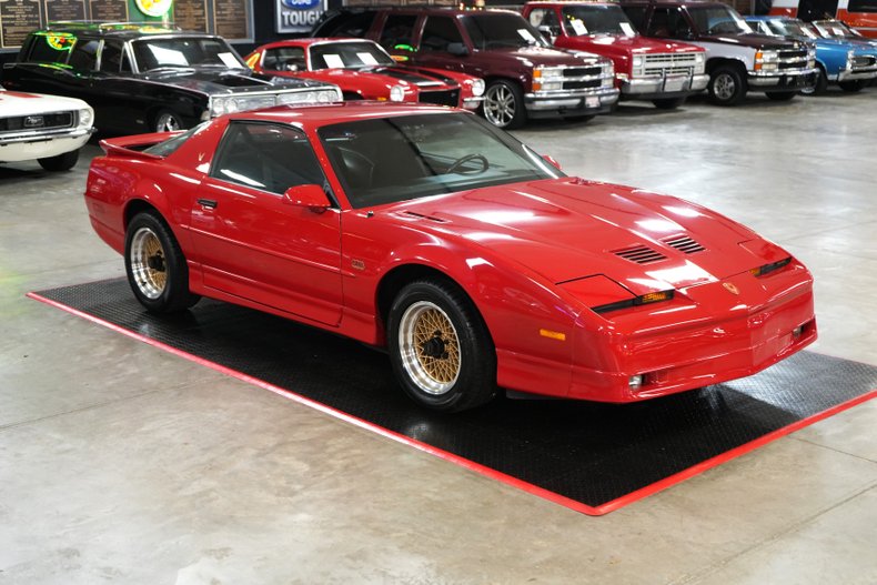 Pontiac-Other-1987-Red-Black-25
