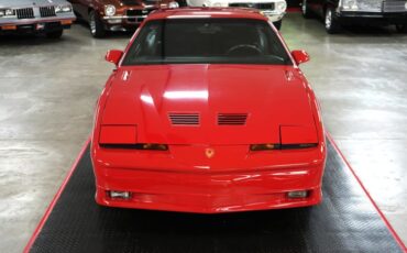 Pontiac-Other-1987-Red-Black-26
