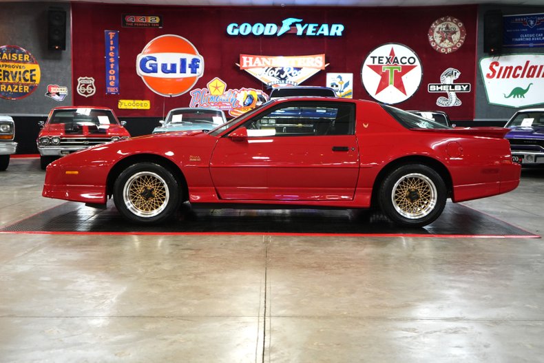 Pontiac-Other-1987-Red-Black-28