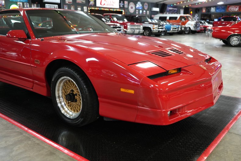 Pontiac-Other-1987-Red-Black-34