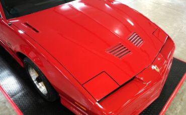 Pontiac-Other-1987-Red-Black-38