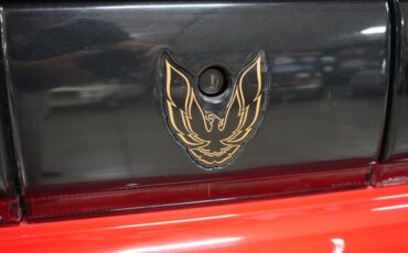 Pontiac-Other-1987-Red-Black-45