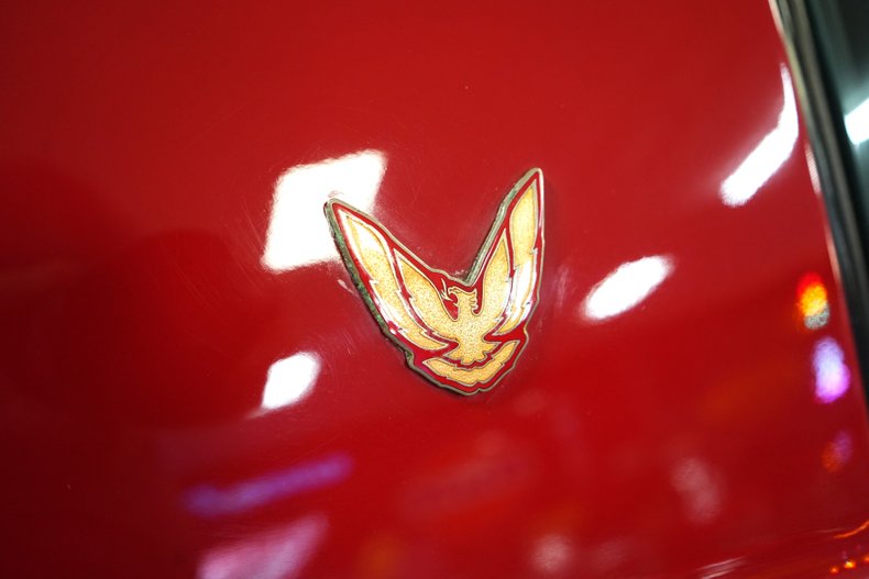 Pontiac-Other-1987-Red-Black-46