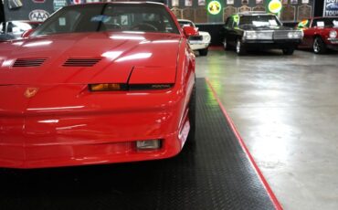 Pontiac-Other-1987-Red-Black-49