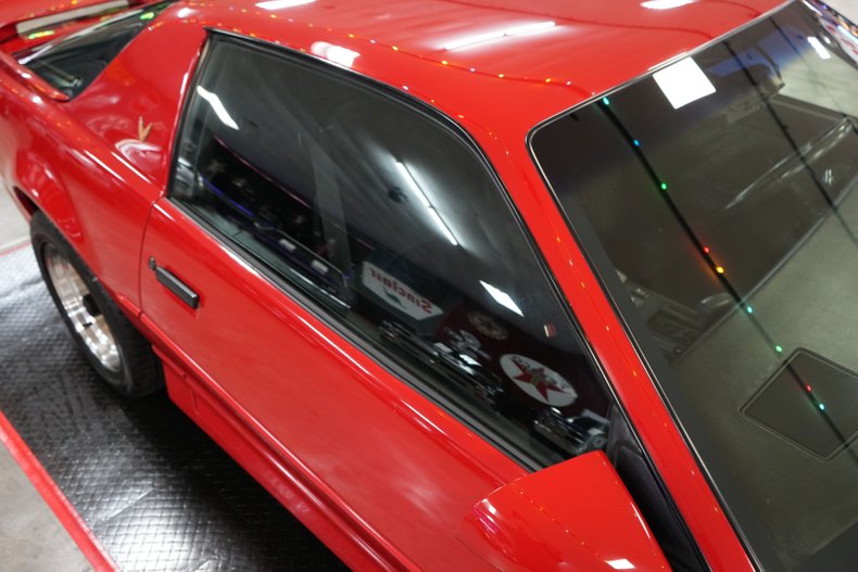 Pontiac-Other-1987-Red-Black-6