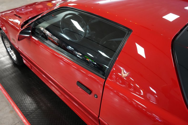 Pontiac-Other-1987-Red-Black-9