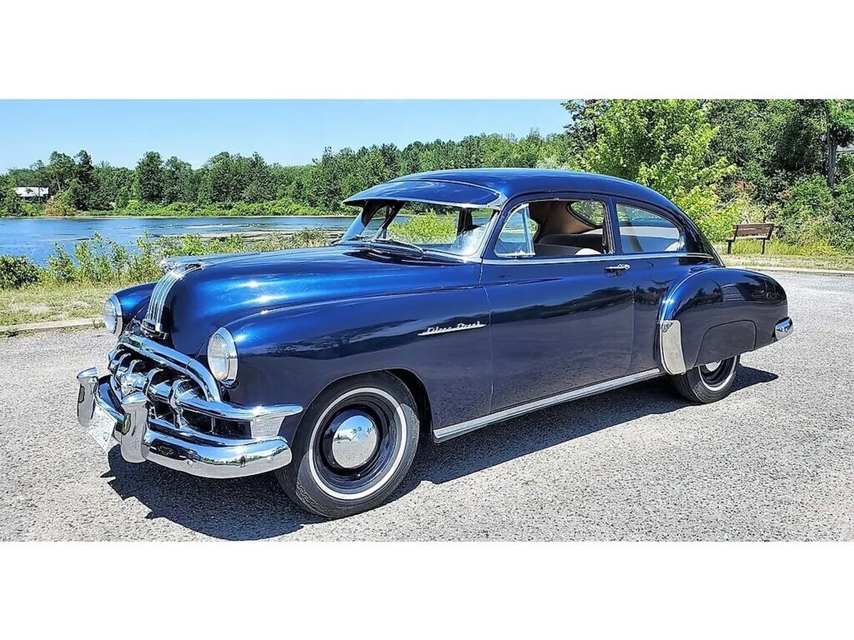 Pontiac-Silver-streak-1950-Navy-Blue-Tan-1