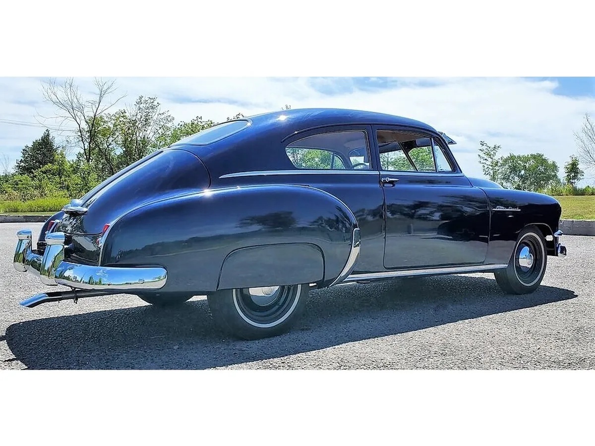 Pontiac-Silver-streak-1950-Navy-Blue-Tan-4