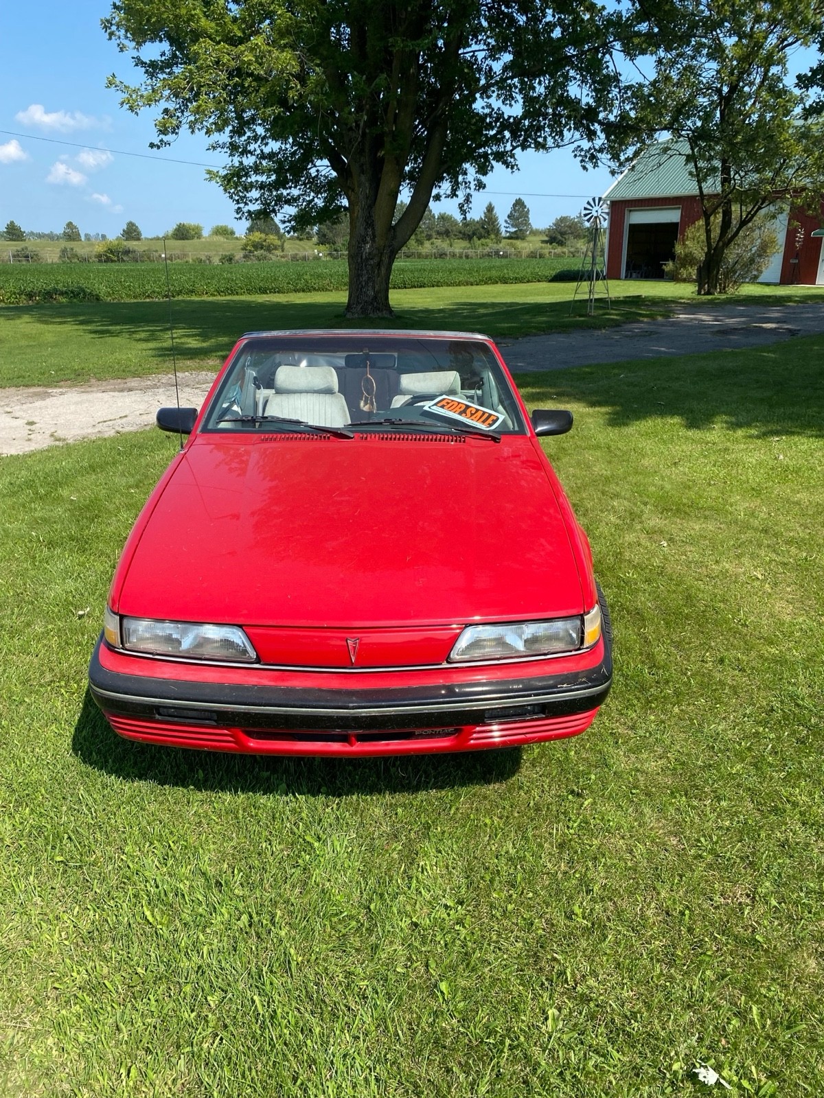 Pontiac-Sunbird-1991