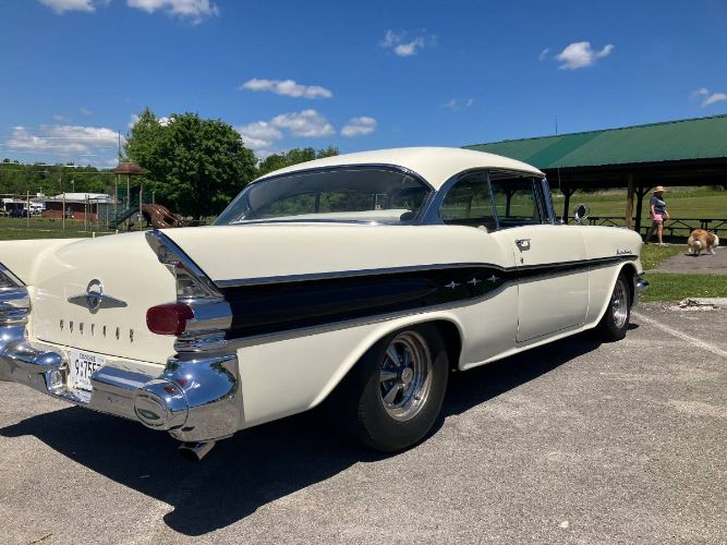 Pontiac-Super-chief-1957-Kenya-IvoryBlack-Ac-16