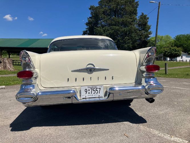 Pontiac-Super-chief-1957-Kenya-IvoryBlack-Ac-18