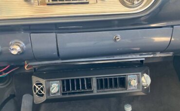 Pontiac-Super-chief-1957-Kenya-IvoryBlack-Ac-6