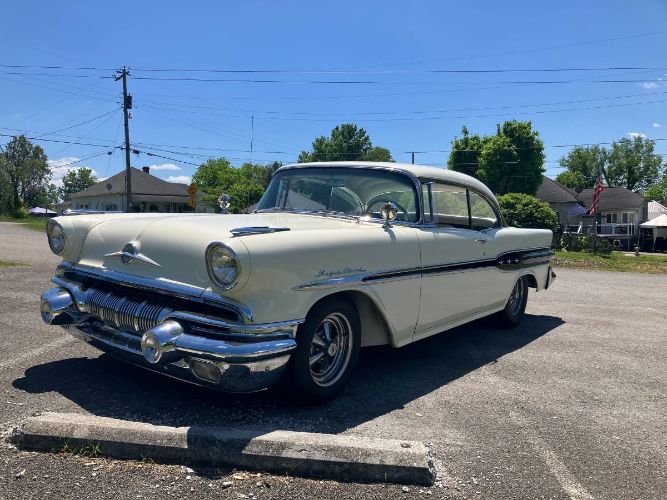 Pontiac-Super-chief-1957-Kenya-IvoryBlack-Ac