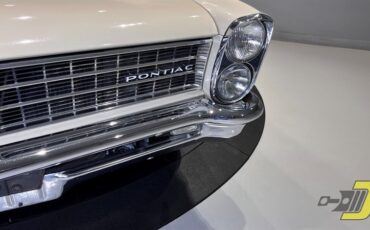 Pontiac-Tempest-1965-Sedan-19