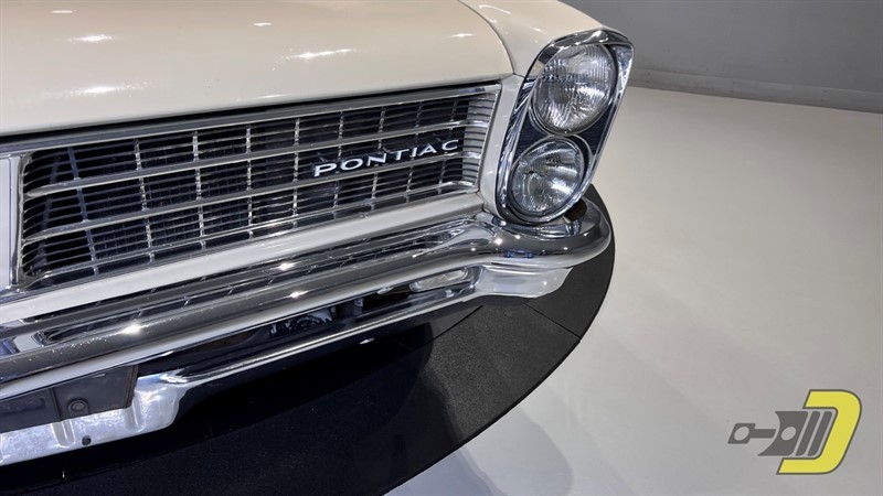 Pontiac-Tempest-1965-Sedan-19
