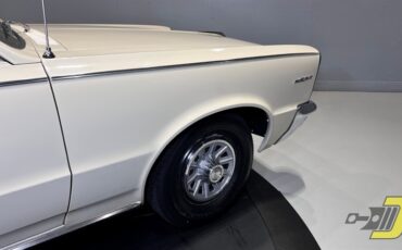 Pontiac-Tempest-1965-Sedan-20
