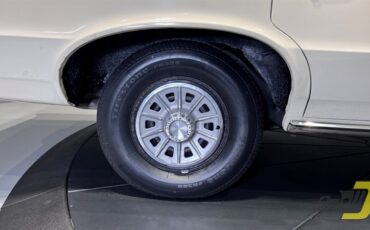 Pontiac-Tempest-1965-Sedan-38