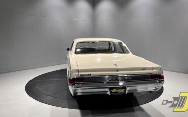 Pontiac-Tempest-1965-Sedan-5
