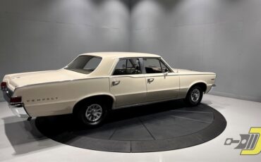 Pontiac-Tempest-1965-Sedan-8
