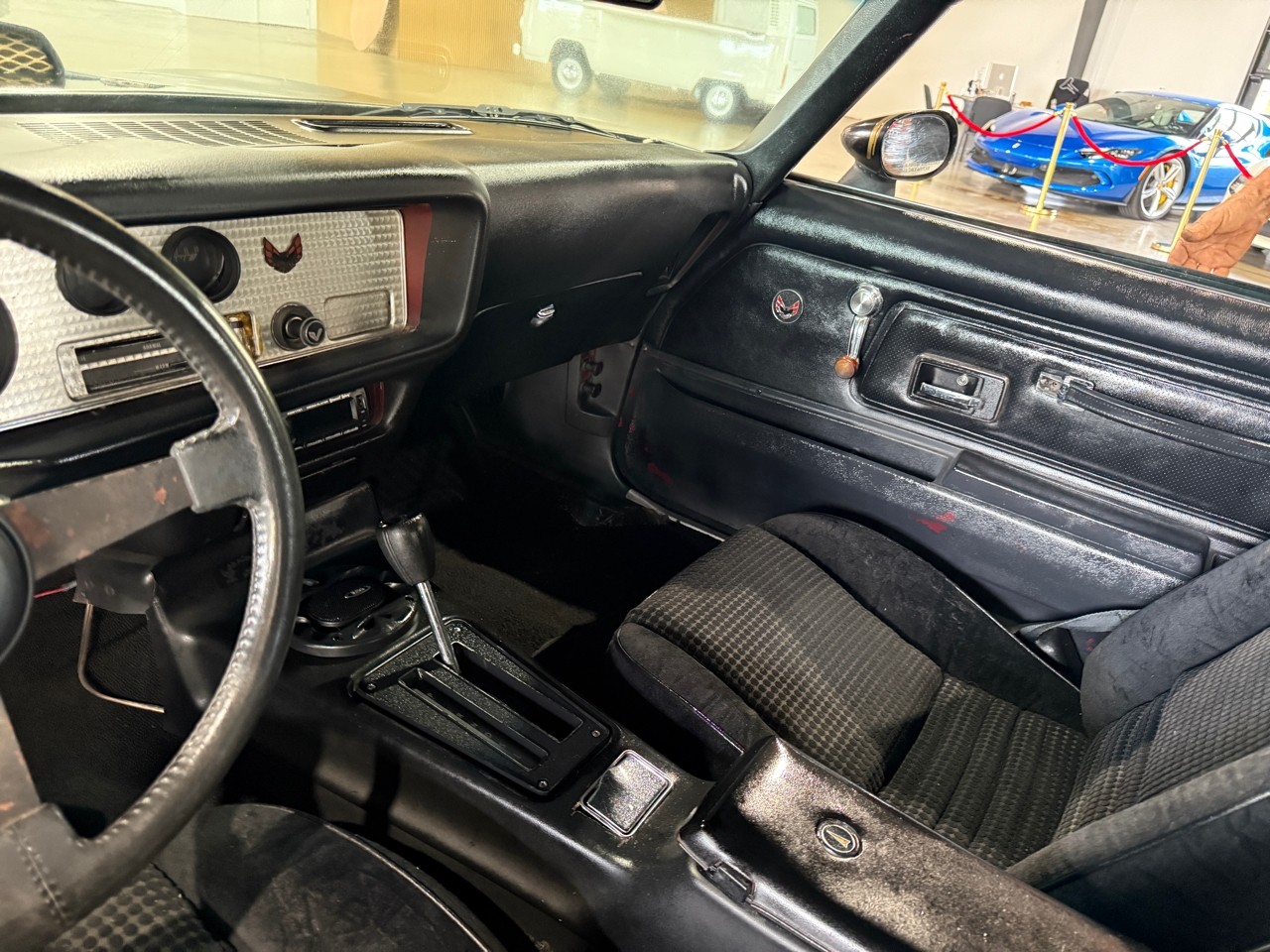 Pontiac-Trans-Am-1975-American-Muscle-Car-15