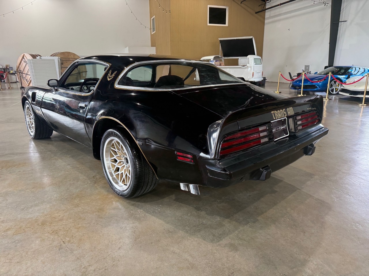 Pontiac-Trans-Am-1975-American-Muscle-Car-6