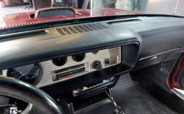 Pontiac-Trans-Am-1976-Coupe-11