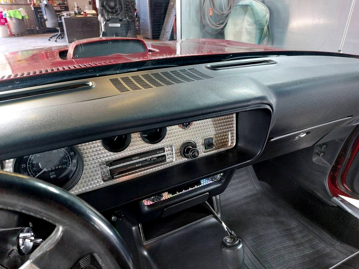 Pontiac-Trans-Am-1976-Coupe-11