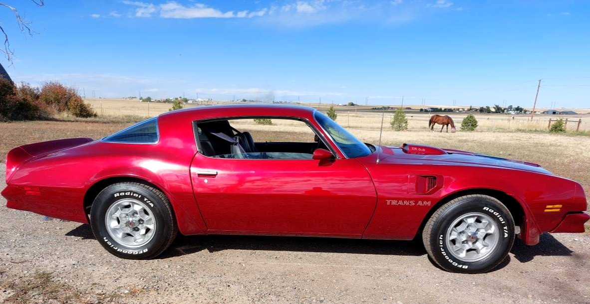 Pontiac-Trans-Am-1976-Coupe-6