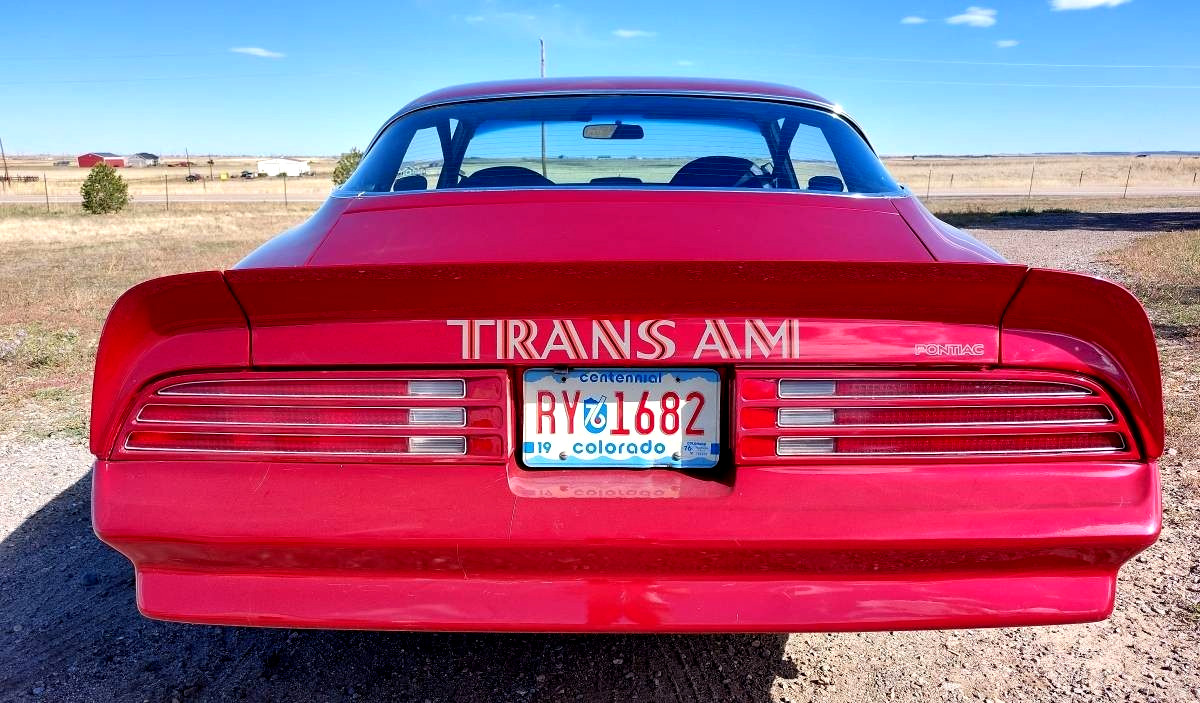 Pontiac-Trans-Am-1976-Coupe-7