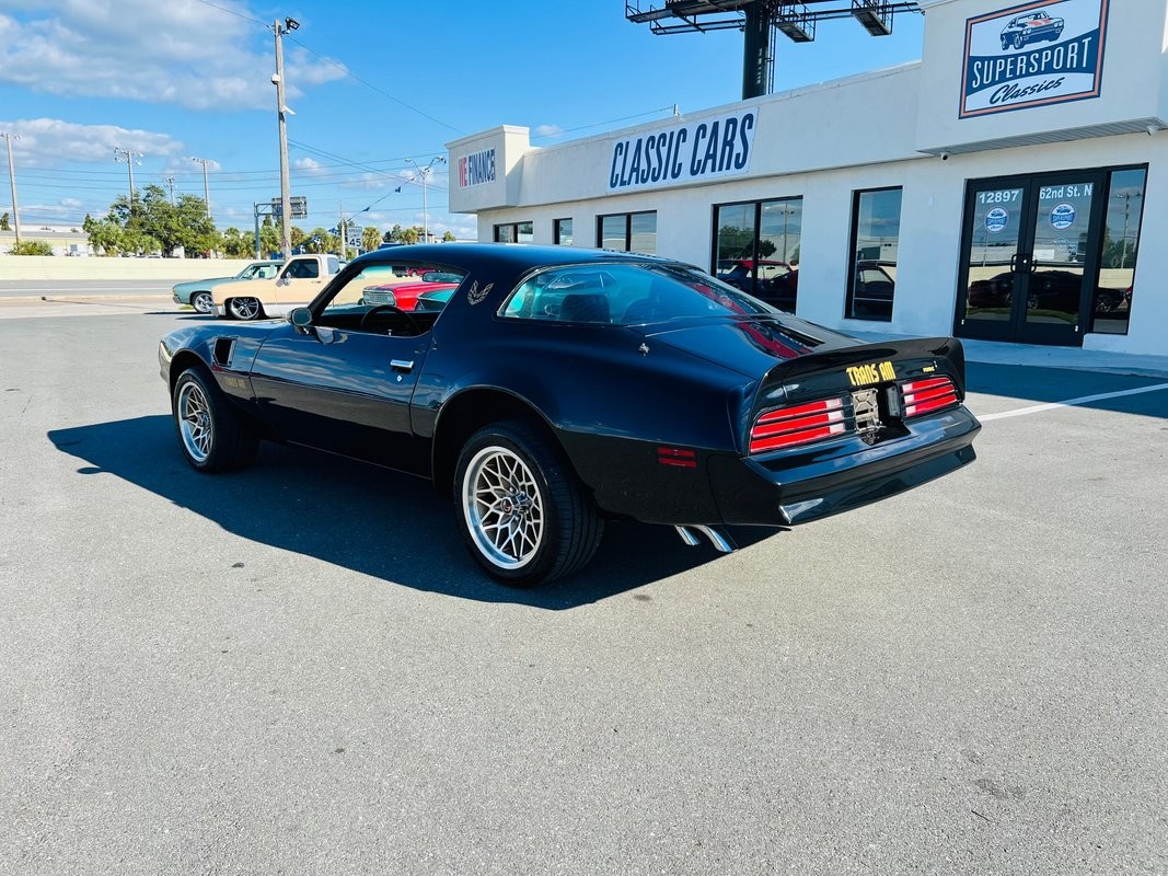 Pontiac-Trans-Am-1978-Coupe-2