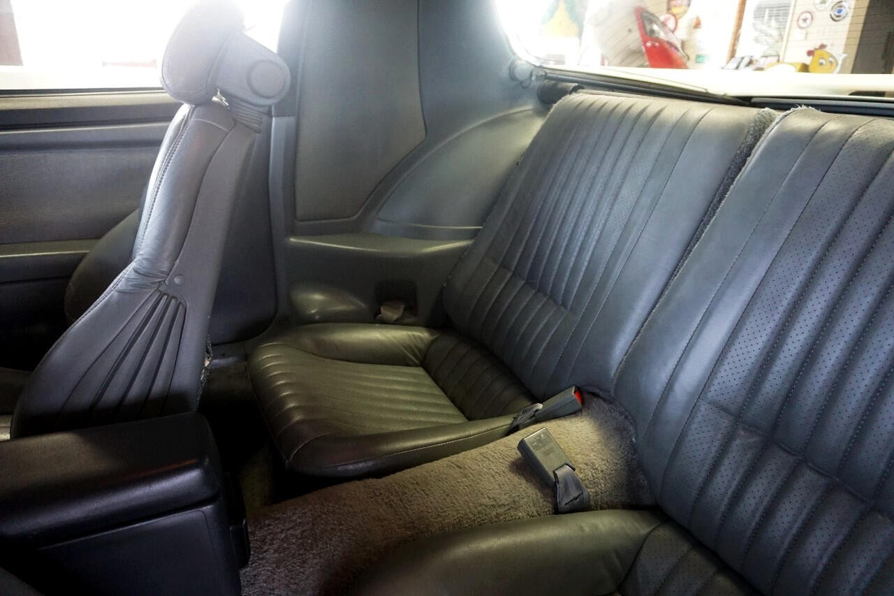 Pontiac-Trans-Am-1988-Classic-Car-22