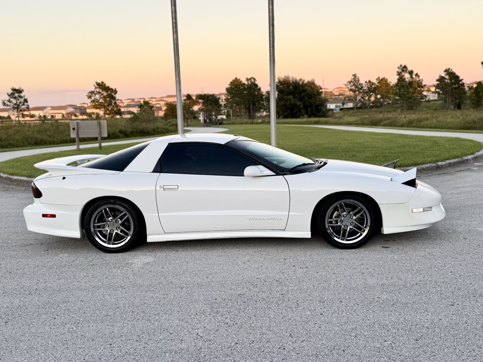 Pontiac-Trans-Am-1996-1