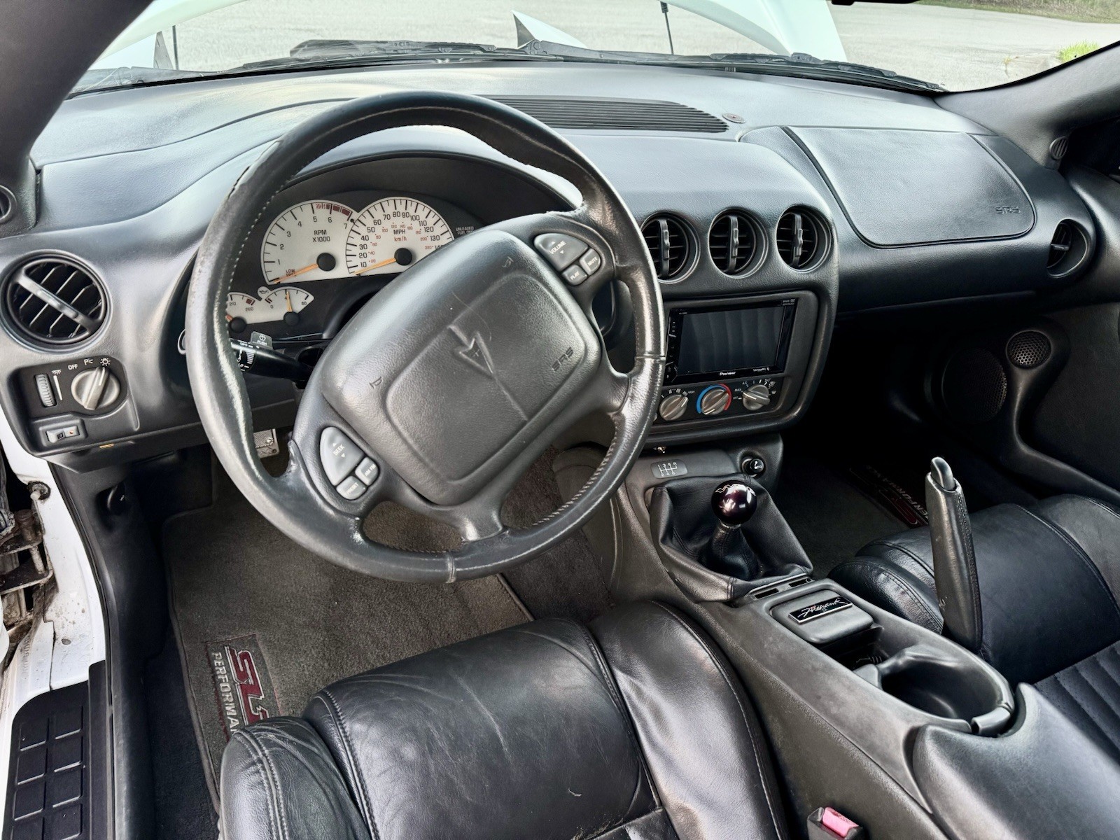 Pontiac-Trans-Am-1996-16