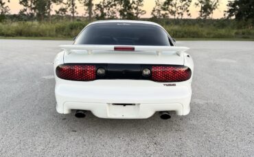 Pontiac-Trans-Am-1996-3