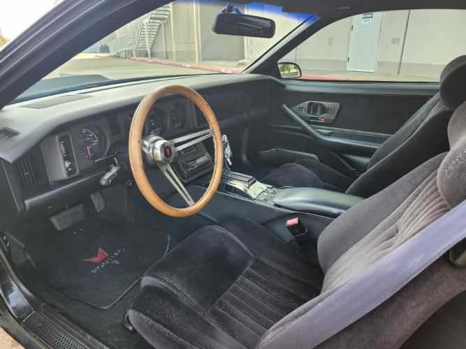 Pontiac-Trans-am-1991-11