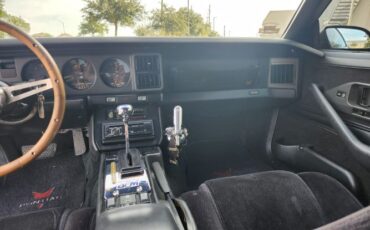 Pontiac-Trans-am-1991-36