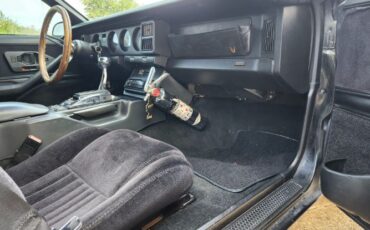 Pontiac-Trans-am-1991-38