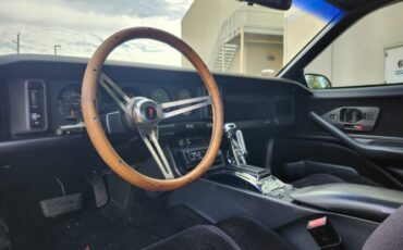 Pontiac-Trans-am-1991-39