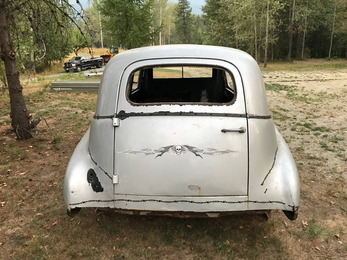Pontiac-ambulance-1950-3